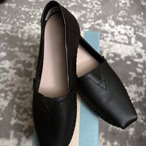 Toms Black Leather Alpargata Size 10 NIB with Tags